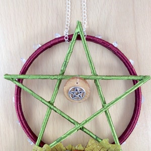 Pentagrama com tema de outono em fatia de madeira, ferramenta de altar pagão, item decorativo de santuário wicca, decoração de santuário, presente metafísico para bruxaria