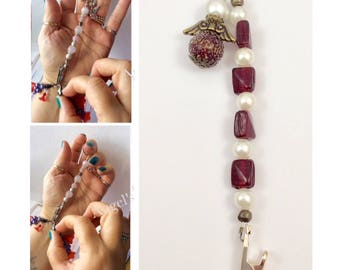 Bracelet buddy, Bracelet helper, Jewellery holder, Jewellery, Clasp assist, Beaded, Clasp, Bracelet holder, Beaded bracelet, Bracelet aid