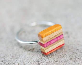 Skateboard ring recycled square, blue black red orange green wood, 7PLIS resin wood metal