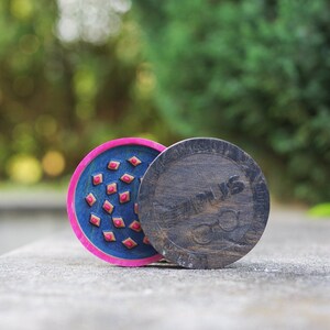 7PLIS Recycled Skateboard Grinder black yellow orange pink turtoise wood