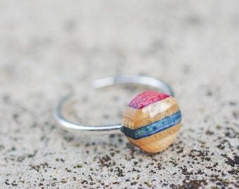 Recycled SKATEBOARD ring, green rose wood blue, 7PLIS wood resin metal