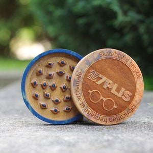 7PLIS Recycled Skateboard Grinder black yellow orange pink turtoise wood