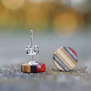 Recycled SKATEBOARD earring, 7PLIS red black and wood, real 925 silver round