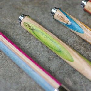 Recycled SKATEBOARD 7PLIS roller pen, handmade in France, pink blue wood image 3