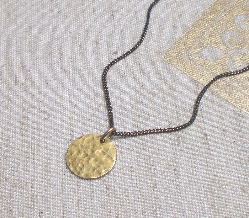Circle brass necklace, hammered disc pendant, minimalistic layering jewelry, bronze chain m966 image 1