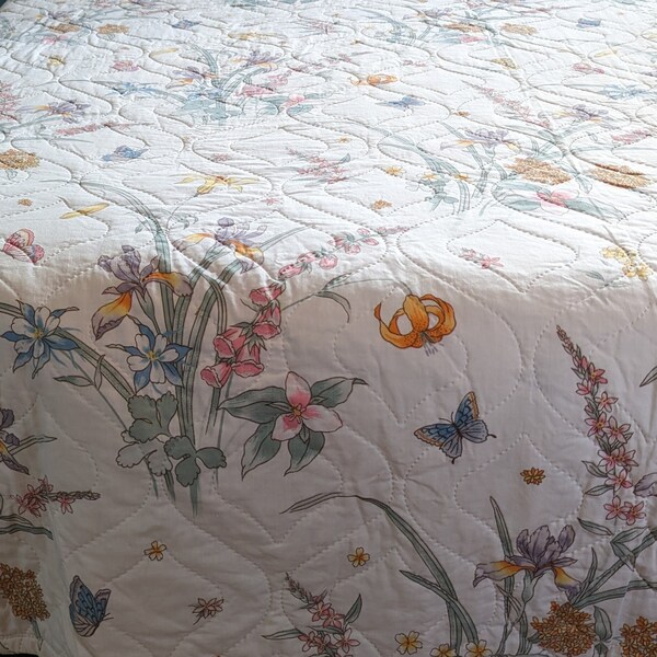 Vintage Floral King Bedspread, Botanical Butterflies, 1970s JC Penney, Cottage Core Country Bedroom