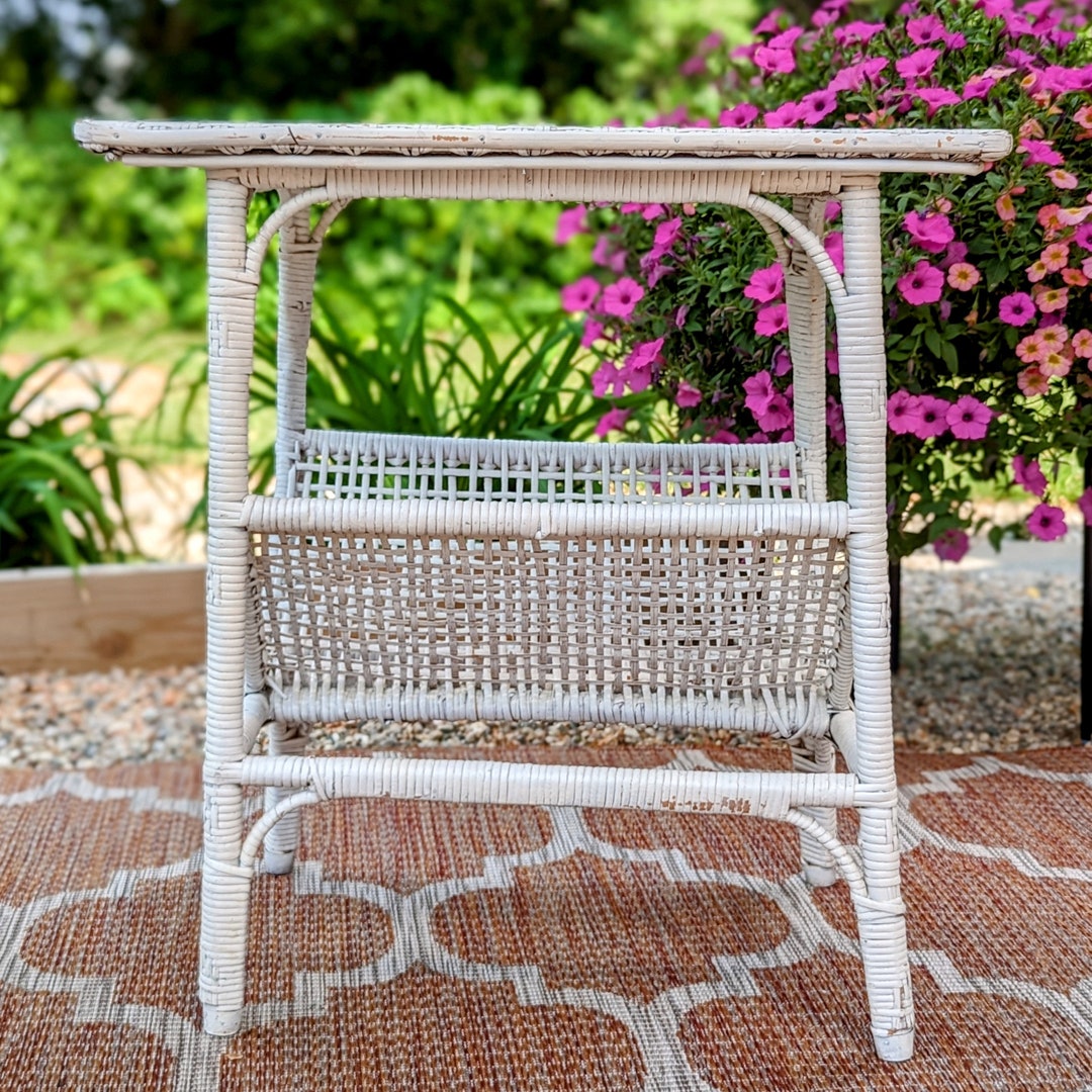 Vintage White Wicker Side Table/stereo Stand With Record Album Storage