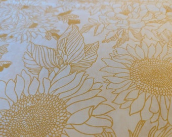 Vintage 1970s Sunflower Sheet, White & Gold Line Floral, Cottage Core Bedroom | Country Linens, FULL Flat Sheet, Cannon Royal Family