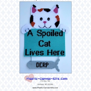 Un chat gâté vit ici-Personnalisé-Modèle de toile en plastique-Téléchargement PDF