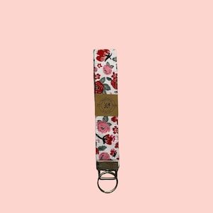 Flowers & Hearts Key Fob | Valentine&#39;s Day Wristlet | Keychains