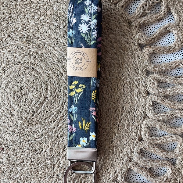 Wildflowers Key Fob | Floral Wristlet | Keychains