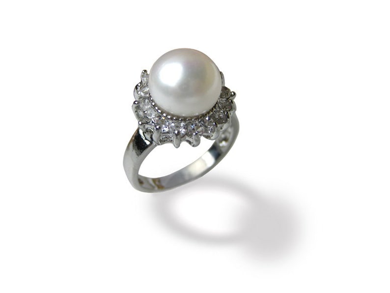 rg40 Various sizes 10mm AAA White Freshwater Pearl Ring