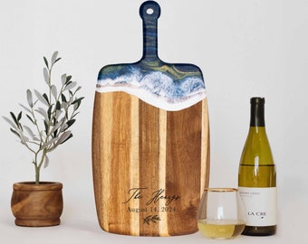 Ocean Resin Cheese Board Compromiso Regalo Pareja, Regalo de boda personalizado único, Regalo de boda personalizado, Tabla de cortar grabada
