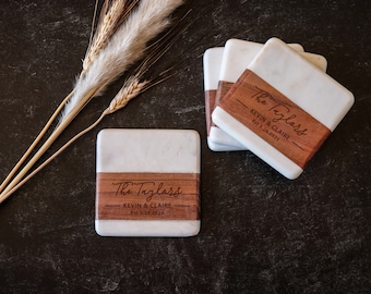Juego de posavasos grabados de mármol y madera, posavasos de mármol, posavasos grabados, juego de posavasos personalizado, juego de posavasos personalizado, regalo de boda personalizado