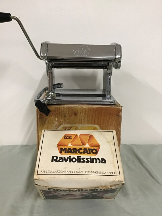 Marcato Atlas Pasta Maker Model 150mm Deluxe Hand Crank Machine
