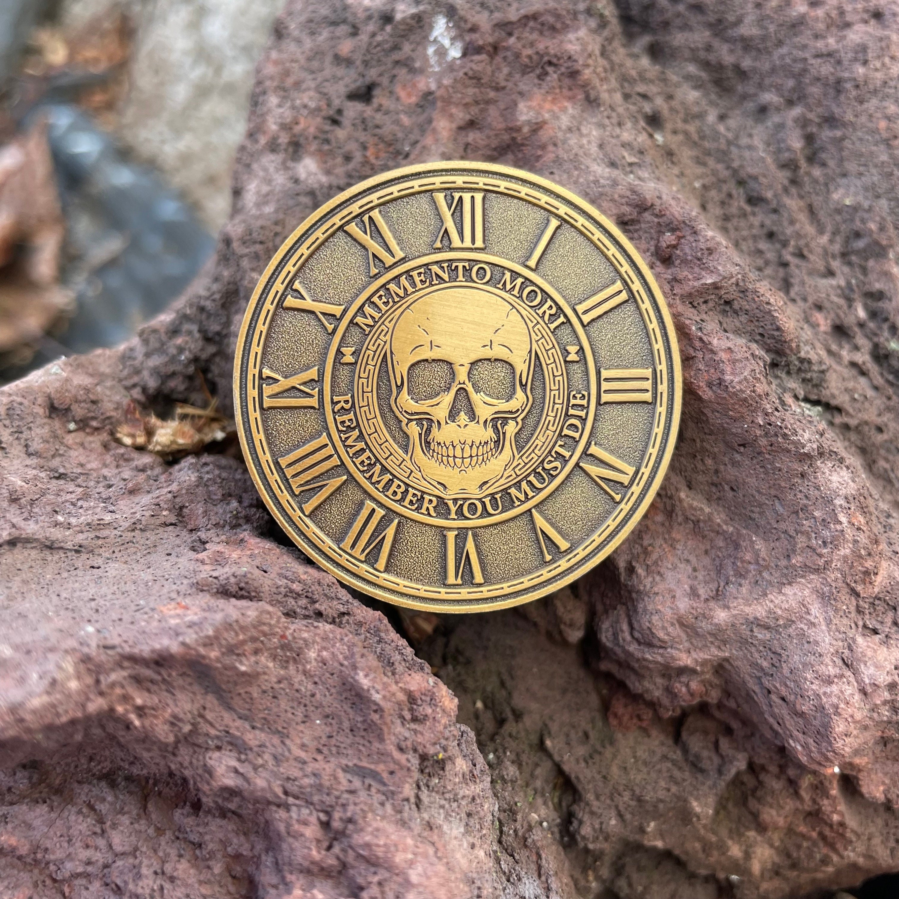 Momento Mori Ring Skulls Memento Mori Challenge Coin: Elevate Your