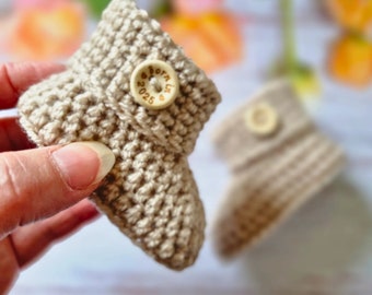 Born in 2025  2026 Baby Booties, Crochet Newborn Shoes, Handmade Infant Slippers, Baby Shower Gift, Pregnancy Announcement Keepsake Present