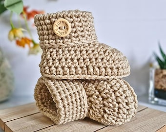 Born in 2026 2027 Baby Booties, Crochet Newborn Shoes, Handmade Infant Slippers, Baby Shower Gift, Pregnancy Announcement Keepsake Present