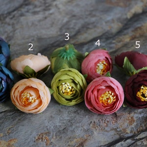 10 stuks: ranonkel, zijden ranonkelbloemhoofdjes, kunstbloemen, modevakbloemkroon, zendspoel, miniatuur corsages en boutineers