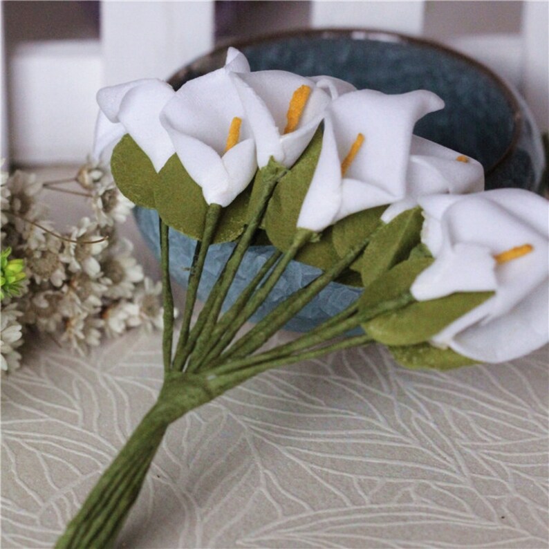 Bunch of 12-White Calla Miniature Flowers,Foam Flowers,Miniature Lilies,Wedding Flower,Wedding Floral Findings Boutonniere Pink Flowers