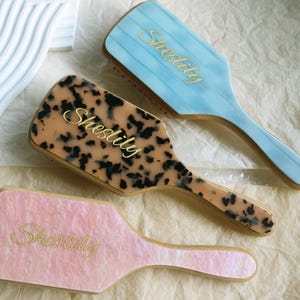 Custom Name Hair Comb, Personalized Hair Decoration, Hair Accessories, Initials Hair Brush, Bridesmaid Gift, Wedding Favor, Party Favor.