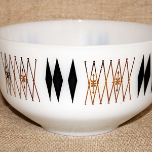Harlequin 2.5 Quart Serving Bowl, Federal Glass, Black and Gold, Diamonds, Casserole, Mid Century, Borosilicate Glass, Design Wear, Kitsch