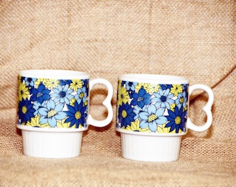 RetroMod Flower Power Footed Coffee Cups Set of 2, Vintage RetroMod Flower Power Footed Coffee Cups Set of 2, Vintage