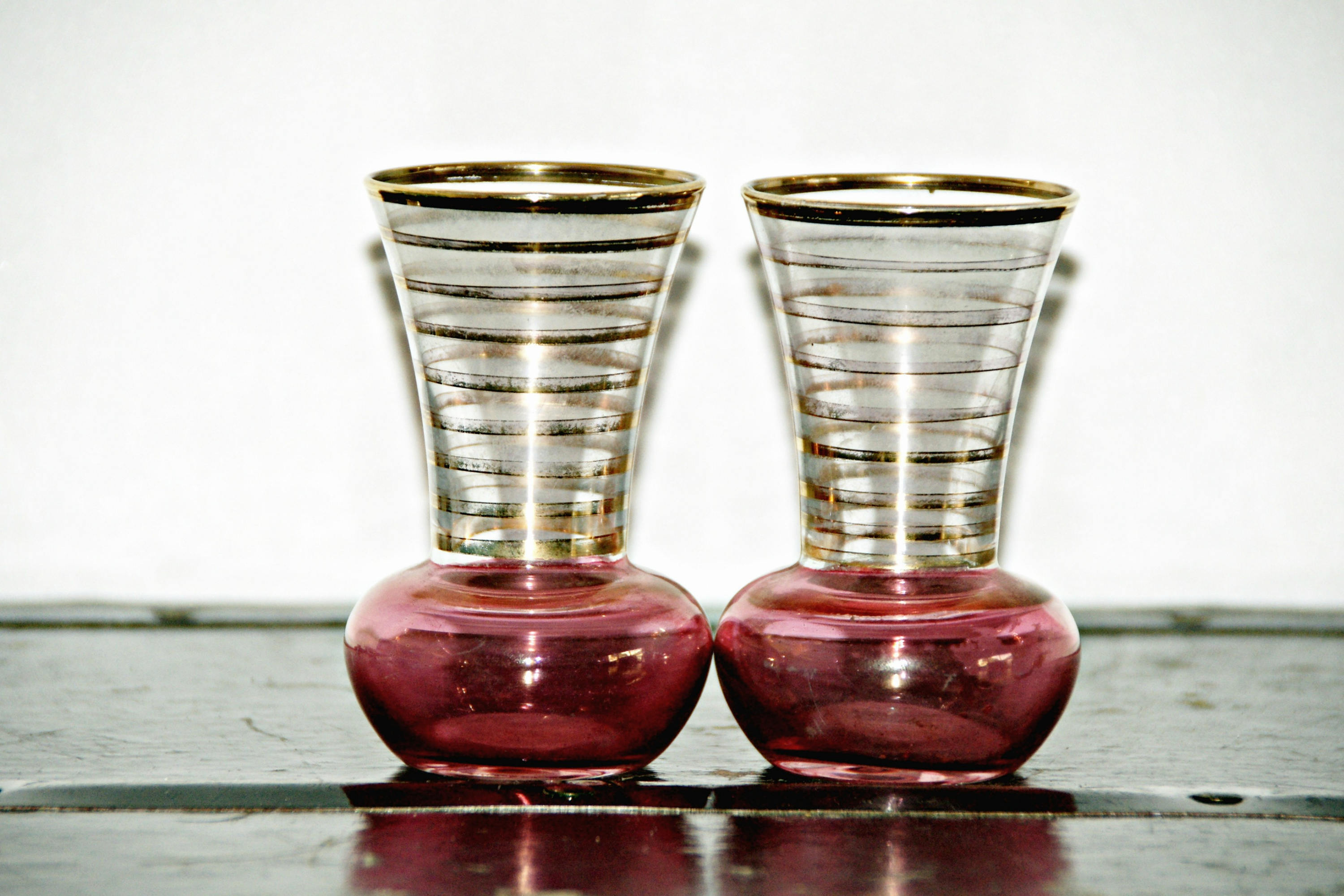 Bud Vase Set of 2 Cranberry Glass Bubble Bottom Gold Trim Etsy