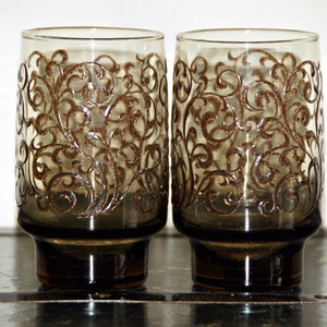 Libbey Prado, Juice Glass, Tumbler, Set of 2, Smoky Brown, Scroll Pattern, 1970s, Drinkware, Barware, Kitchen, Dinnerware, 70s Retro Style