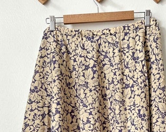 Vtg blue cream floral a line midi full skirt sz 18 crepey cottagecore style