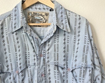 Vintage Pier Connection Herren-Chambray-Hemd mit durchgehendem Südwesten-Print und Knöpfen, Größe L
