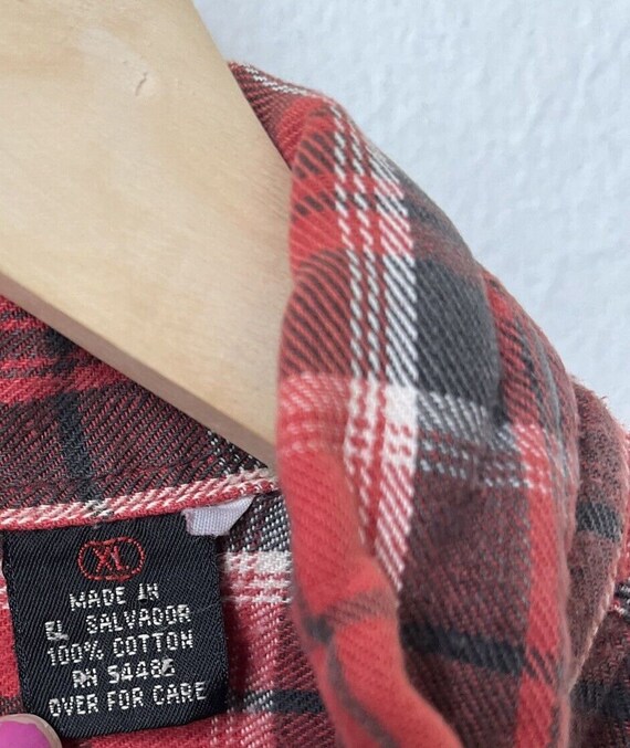 80s 90s red plaid distressed flannel button shirt… - image 3