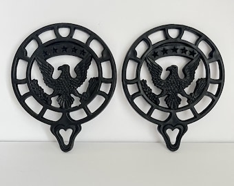 Juego vintage de 2 salvamanteles de plástico con forma de águila, decoración de pared negra, estilo hierro fundido, ideal para la casa de la abuela.