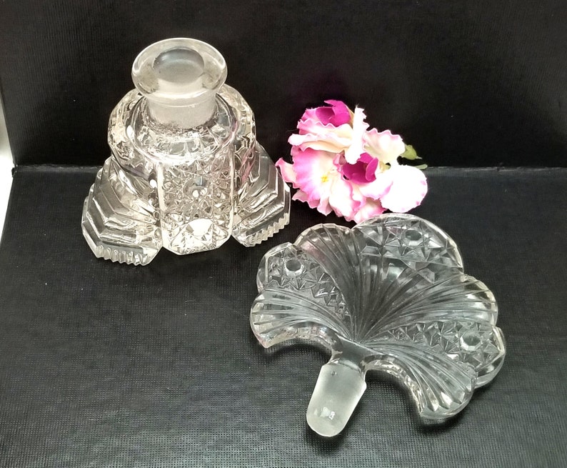 Pair Art Deco Perfume Bottles with Fan Stoppers Vintage Pressed Glass image 8