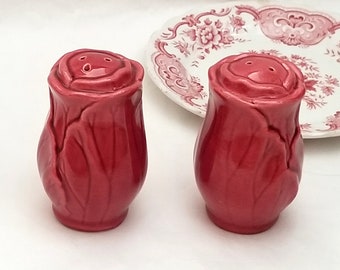 Flower Form Tulips Salt and Pepper Vintage Dark Pink Ceramic Shakers