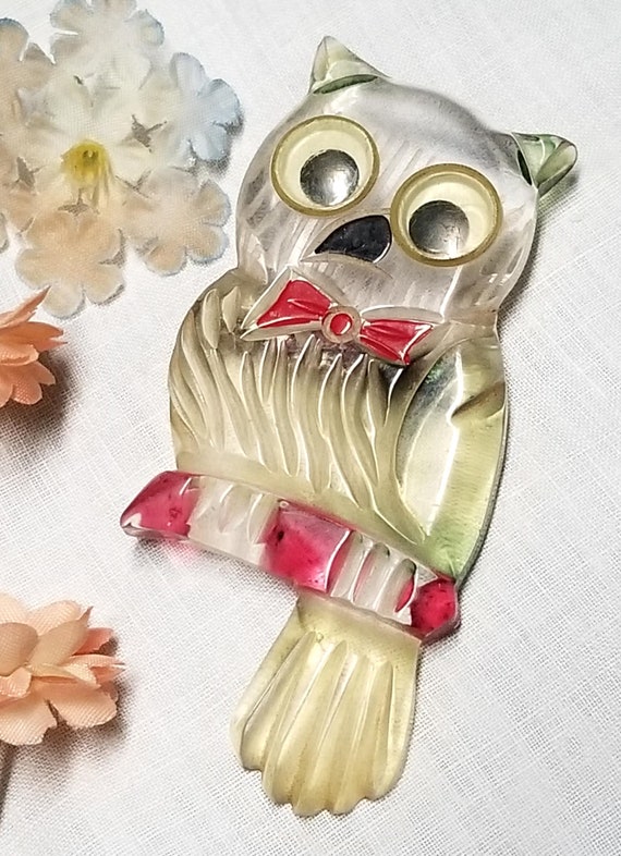 Price Drop! Hand Carved Lucite Owl Brooch 1940's … - image 2