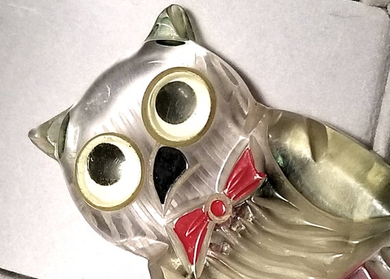 Price Drop! Hand Carved Lucite Owl Brooch 1940's … - image 6