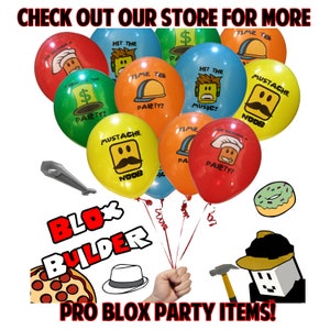 Op de afbeelding: Een set kleurrijke ballonnen met Roblox-karakters en tekst, waaronder "Time to Party!" en "Mustache Noob". De ballonnen zijn aan elkaar gebonden met rode linten en zweven in de lucht. Er is een donut, een pizza, een hoed, een sleutel en een hamer op de afbeelding. De tekst "PRO BLOX PARTY ITEMS!" staat onderaan de afbeelding.