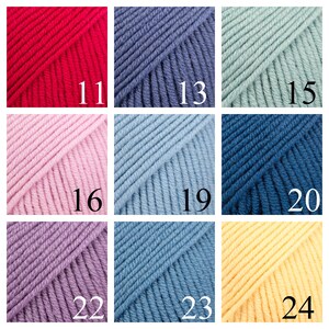 Drops Merino Extra Fine, lã merino extrafina com tratamento superwash, 8 fios de espessura worsted, fio para tricô suave para a pele, lã para bebês. imagem 6