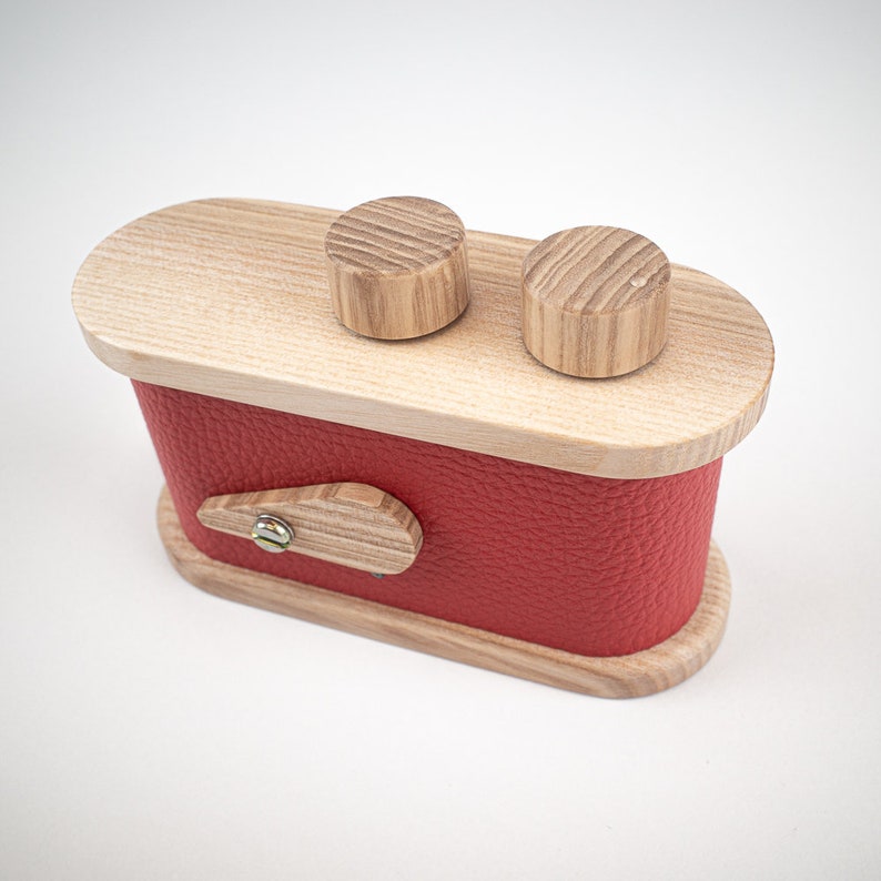 Handmade pinhole camera. 35mm Red finish image 2