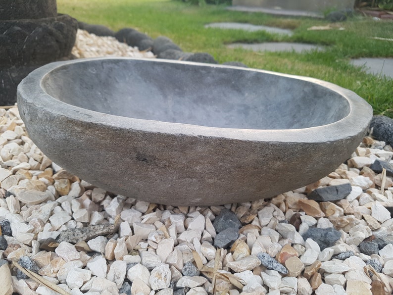 XL Vogeltränke aus Naturstein Flussstein Steinschale | Etsy