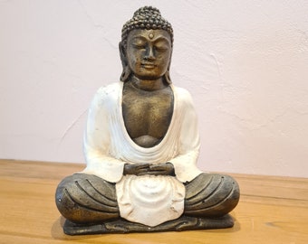 Buddha, sitzender Buddha, Skulptur, Statue, Happybuddha, Yoga, Meditation, Feng Shui, shabbyweiss-bronze