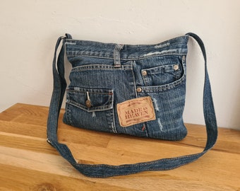 Practical jeans bag "Made in Heaven" crossover, upcycling, recycled jeans, sustainable, shoulder bag, individually handmade.