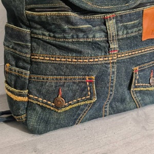 UNIKAT Grosser Jeansrucksack, Upcycling, Rucksack,Jeans,Recyclingjeans, nachhaltig, individuell handgefertigt Bild 4