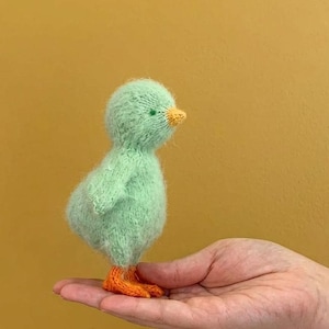 Knitted Chick Pattern | PDF Knitting Pattern | Chick | Intermediate Knitting Pattern | Instant Download