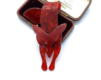 Lovely Large Art Deco Style Acrylic Red  Fox with Curly Tail Costume Brooch - 8cm High . Brand New