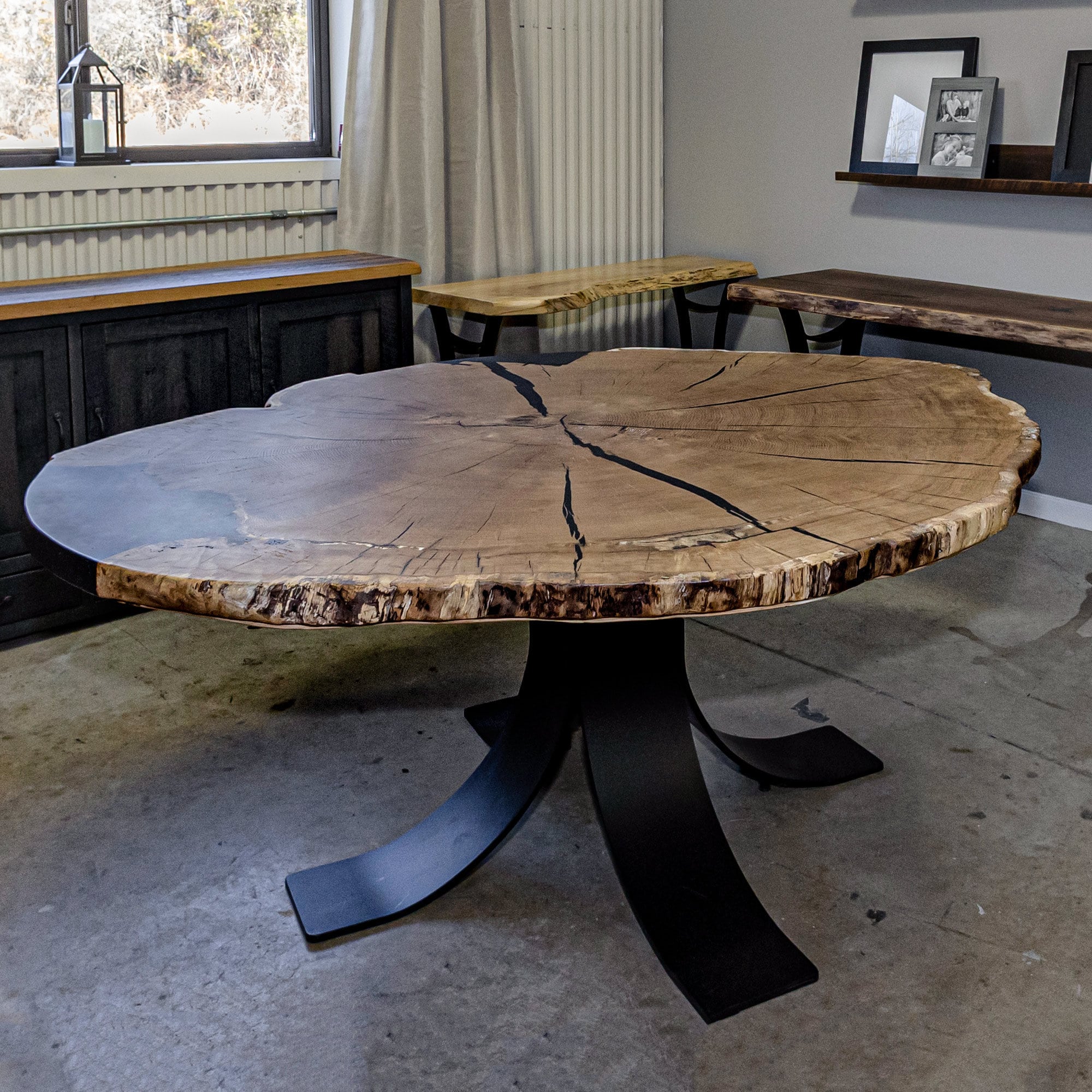 Oval live 2024 edge dining table