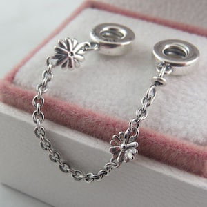 Pandora Daisy Safety Chain Charm Daisy Flower Safety Chain Charm Gifts for Her Anniversary Gift Birthday Gift European Bracelet Charm (A31)