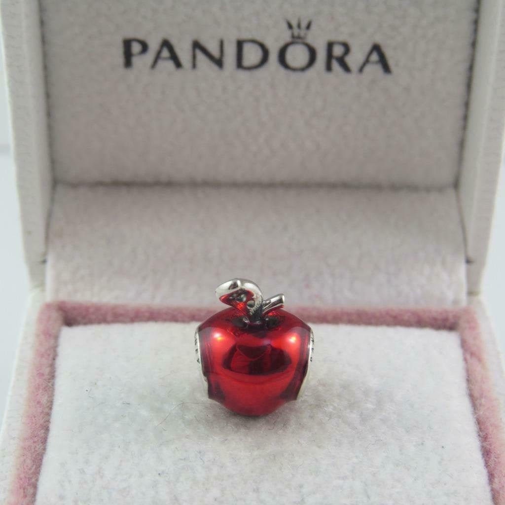 Pandora snow shop white apple