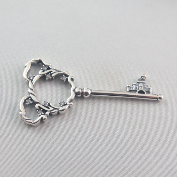 Mickey Mouse Fantasyland Castle Key 